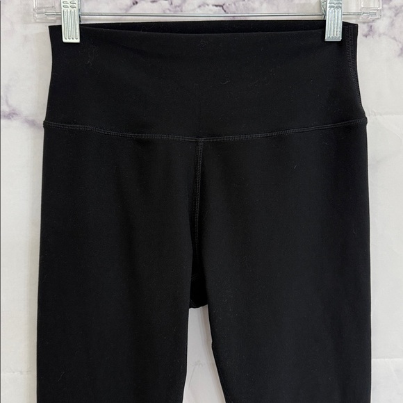 ALO YOGA Alosoft High-Waist 7/8 Highlight Leggings Black Size Small - Picture 6 of 14